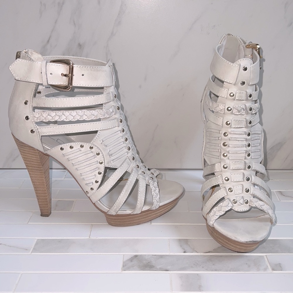 Aldo White Woven Gladiator Wooden Heel Sandals Size 6